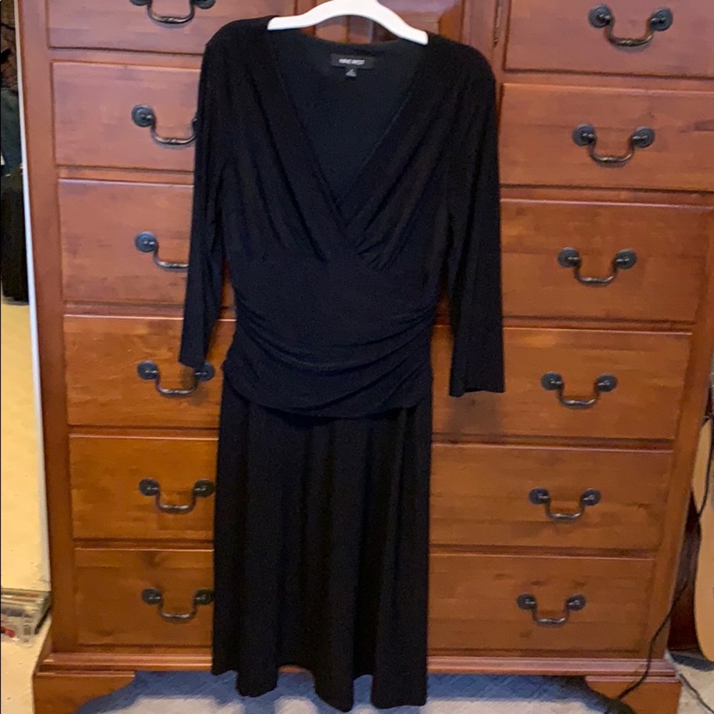 Flattering Dress NWOT